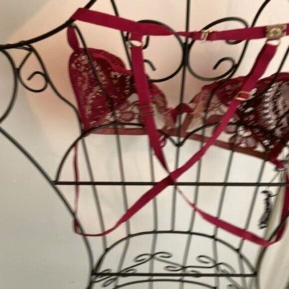For love and lemons bra garnet M - Picture 6 of 8